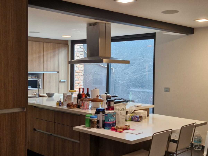 casa venta lomas de las palmas – calle con seguridad 24/7