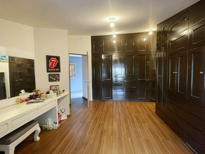 casa venta lomas de las palmas – calle con seguridad 24/7