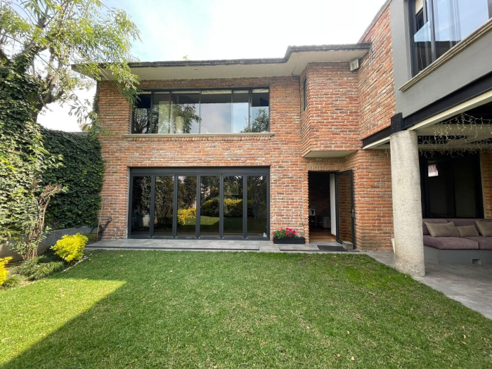 casa venta lomas de las palmas – calle con seguridad 24/7