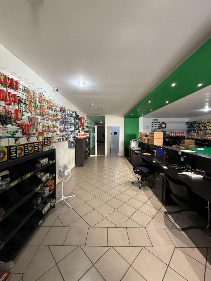 BODEGA COMERCIAL O INDUSTRIAL EN RENTA