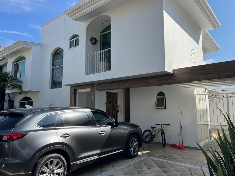 Casa en Condominio en Renta en Jardin Real