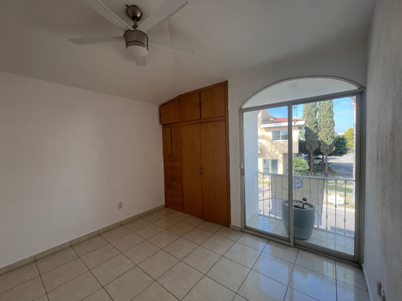 Casa En Renta En Jardín Real Dentro De Coto Zapopan