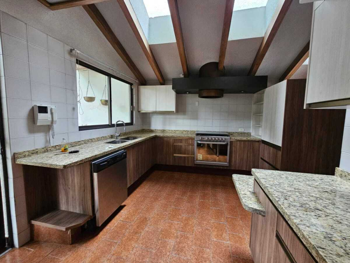 VENTA CASA LOMAS DE CHAPULTEPEC