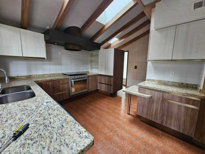 VENTA CASA LOMAS DE CHAPULTEPEC