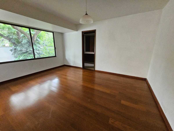 VENTA CASA LOMAS DE CHAPULTEPEC