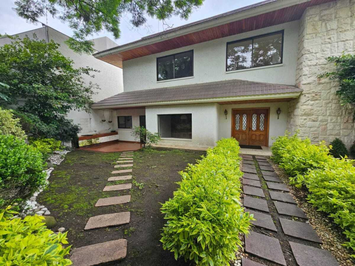 VENTA CASA LOMAS DE CHAPULTEPEC