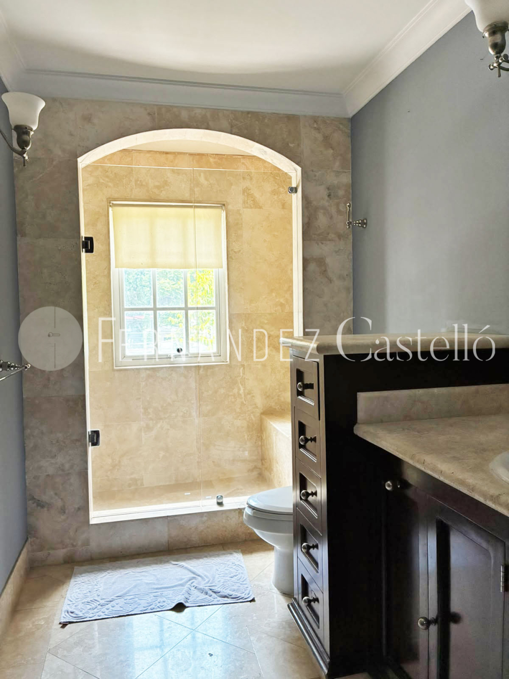 VENTA DE CASA EN LAS LOMAS DE CHAPULTEPEC