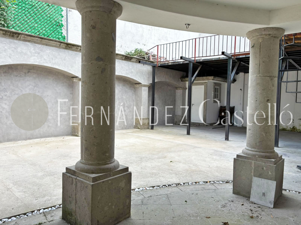 VENTA DE CASA EN LAS LOMAS DE CHAPULTEPEC