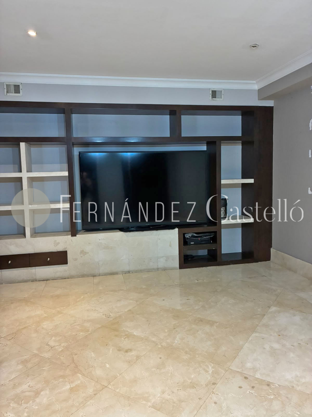 VENTA DE CASA EN LAS LOMAS DE CHAPULTEPEC