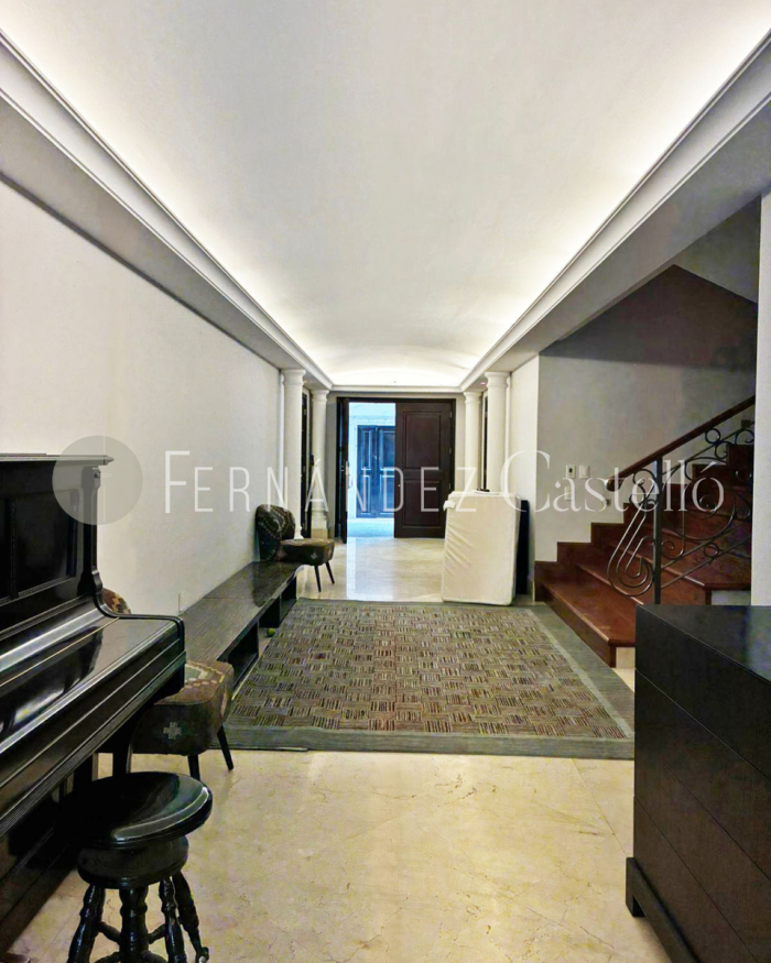 VENTA DE CASA EN LAS LOMAS DE CHAPULTEPEC