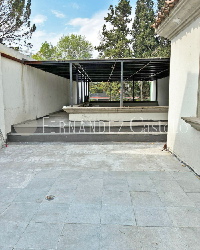 VENTA DE CASA EN LAS LOMAS DE CHAPULTEPEC