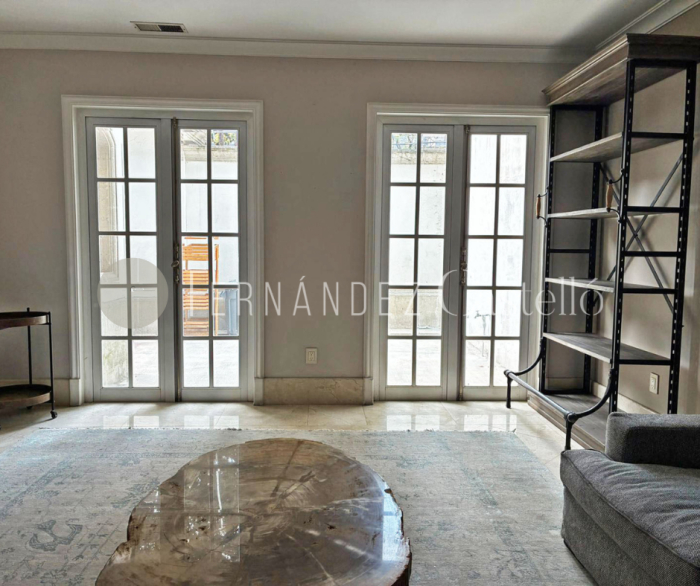 VENTA DE CASA EN LAS LOMAS DE CHAPULTEPEC