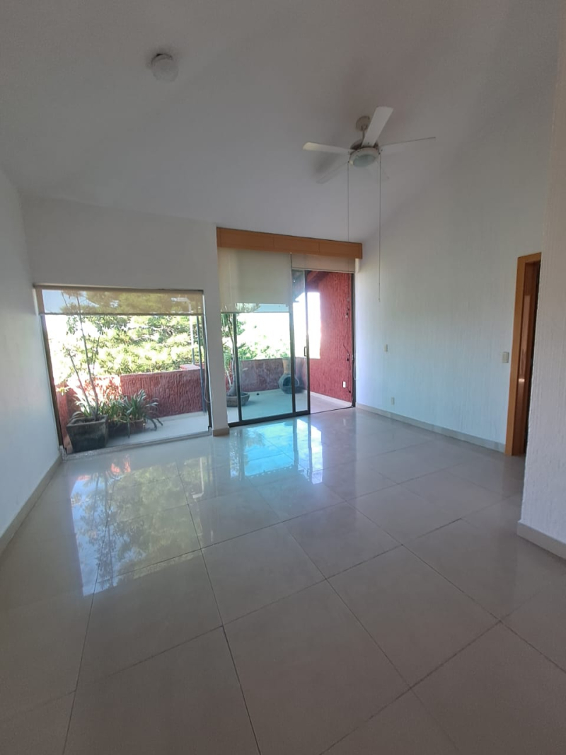 Departamento En Renta En Rinconada Santa Rita