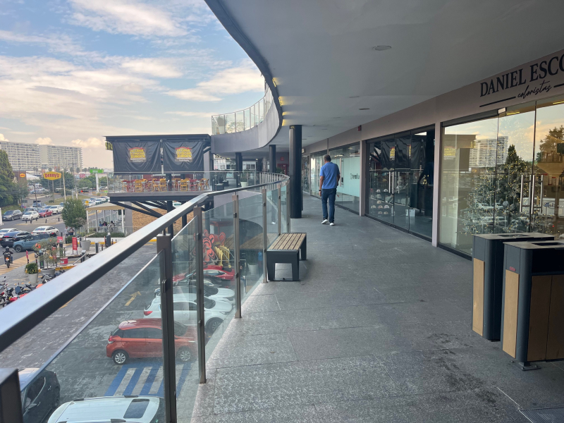 Local Comercial En Renta En Plaza Zona Real Zapopan 