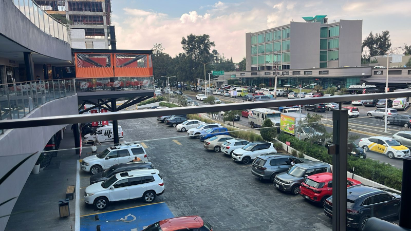 Local Comercial En Renta En Plaza Zona Real Zapopan 