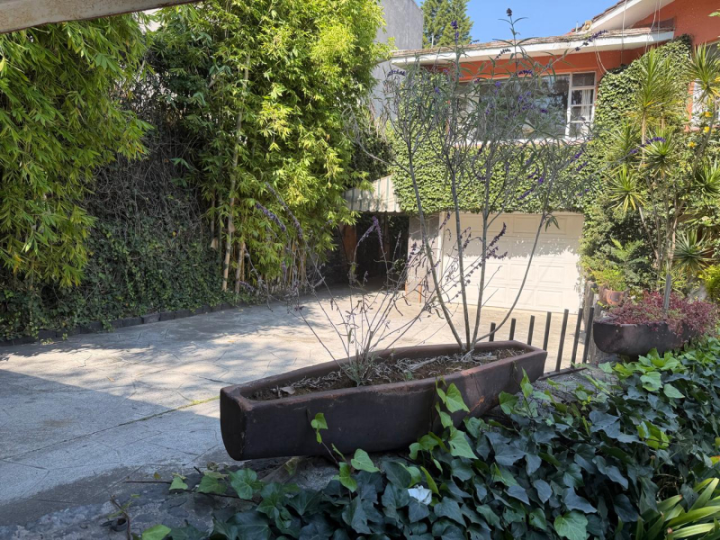 Casa En Venta En Lomas De Chapultepec