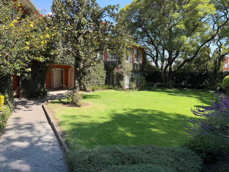 Casa En Venta En Lomas De Chapultepec