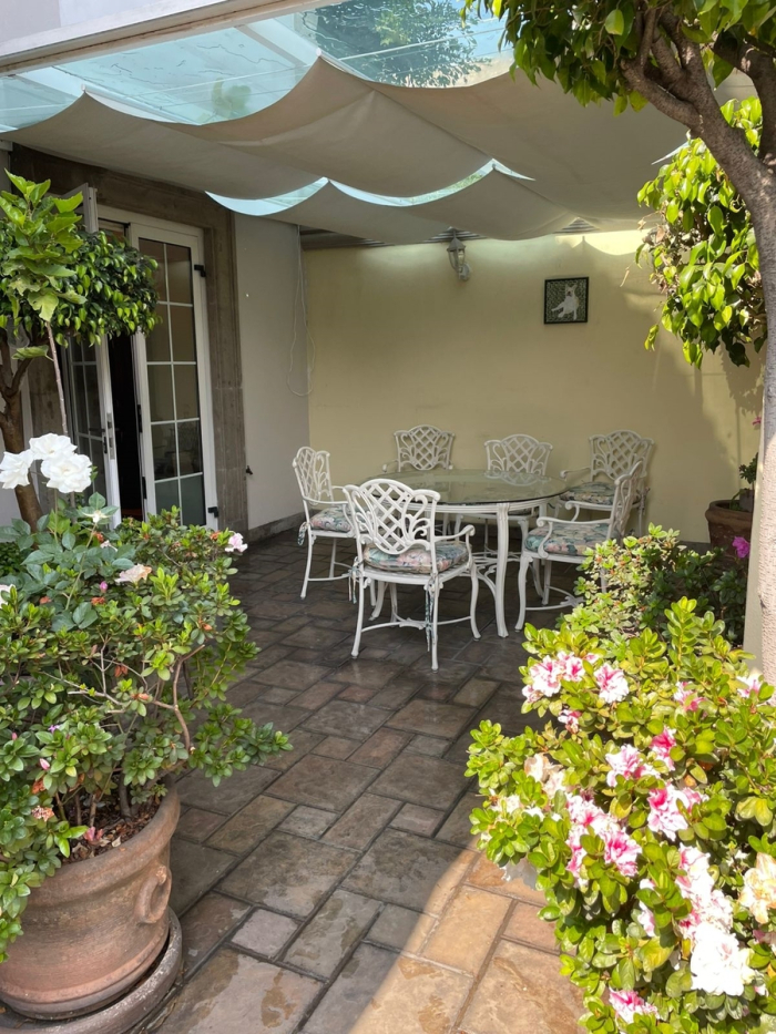 Tecamachalco, Av De Los Bosques. Venta Casa Con Jardín $14,000,000 MN