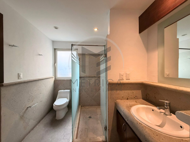 departamento garden house en venta en “real de la palma”, bosque real