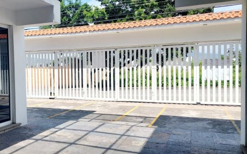 Local Comercial En Renta En Los Pinos Jiutepec