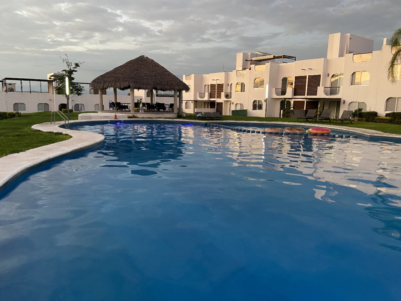 V E N T A DE CASA EN TEQUESQUITENGO 