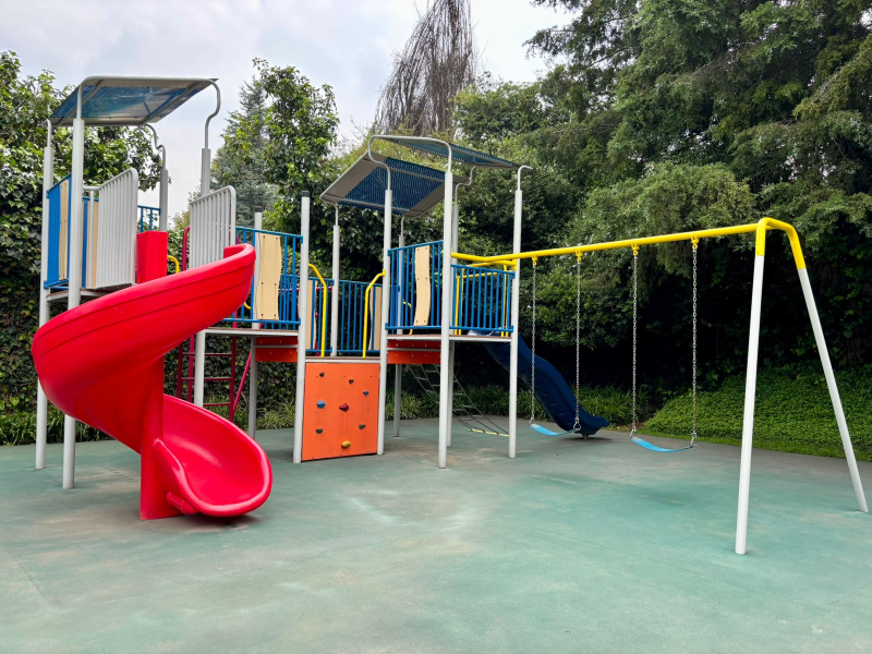 Departamento En Renta En Lomas Country