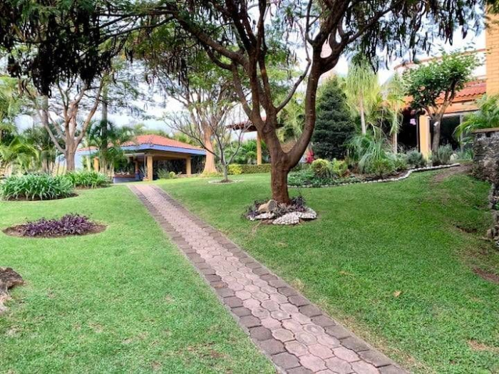 Casa En Venta En Lomas De Cocoyoc