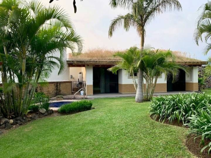 Casa En Venta En Lomas De Cocoyoc