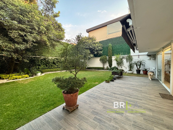 Casa En Venta Tecamachalco Con Jardín