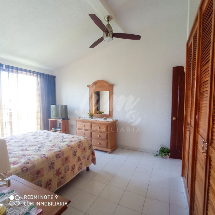 VENTA DE CASA EN FRACCIONAMIENTO BURGOS, CON ALBERCA