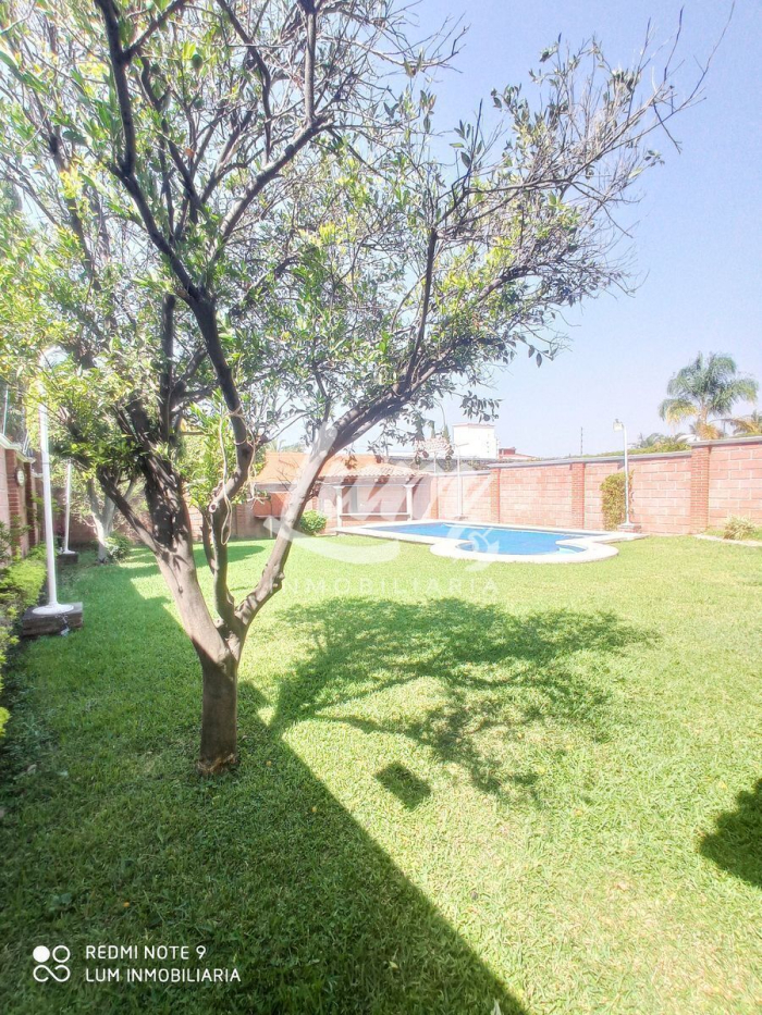 VENTA DE CASA EN FRACCIONAMIENTO BURGOS, CON ALBERCA