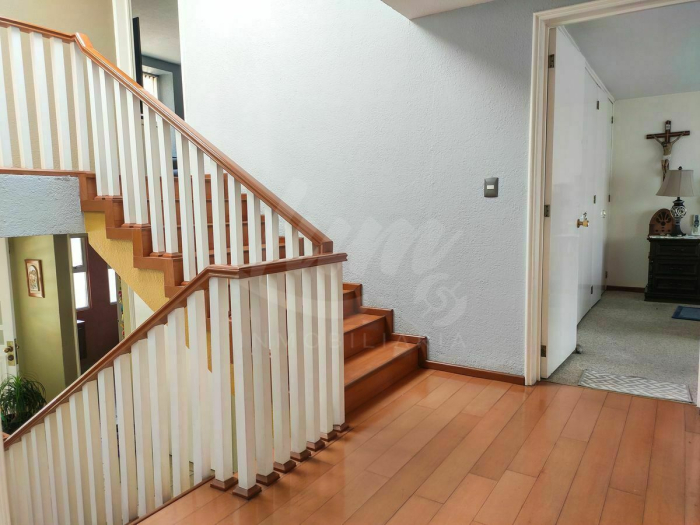 venta de amplia casa de 316 m2 en cd satelite