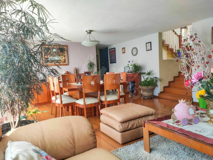 venta de amplia casa de 316 m2 en cd satelite