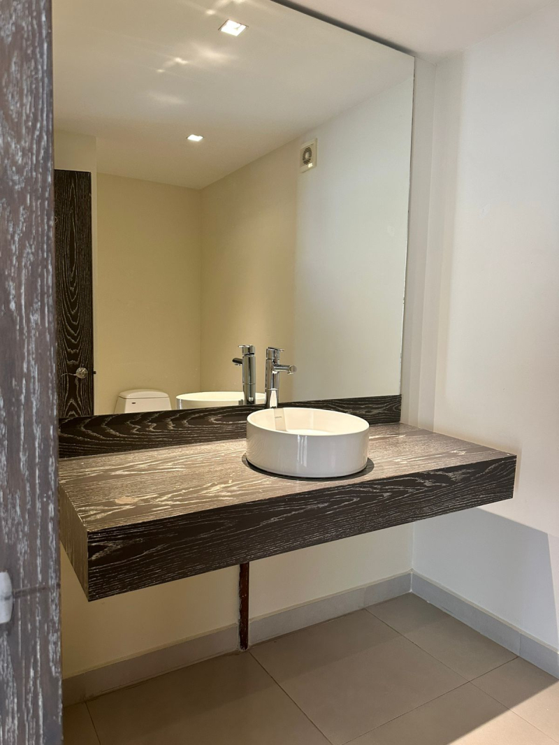 Departamento En Venta En Lomas Country