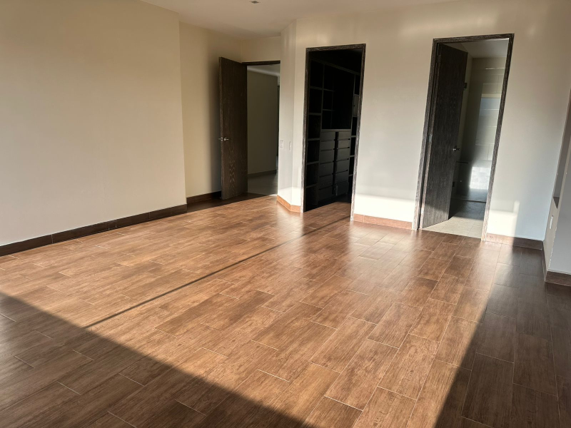 Departamento En Venta En Lomas Country