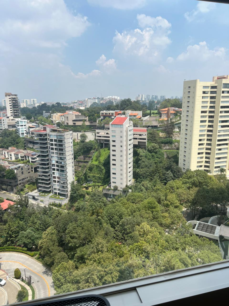 Departamento En Venta En Lomas Country