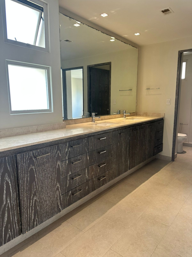 Departamento En Venta En Lomas Country