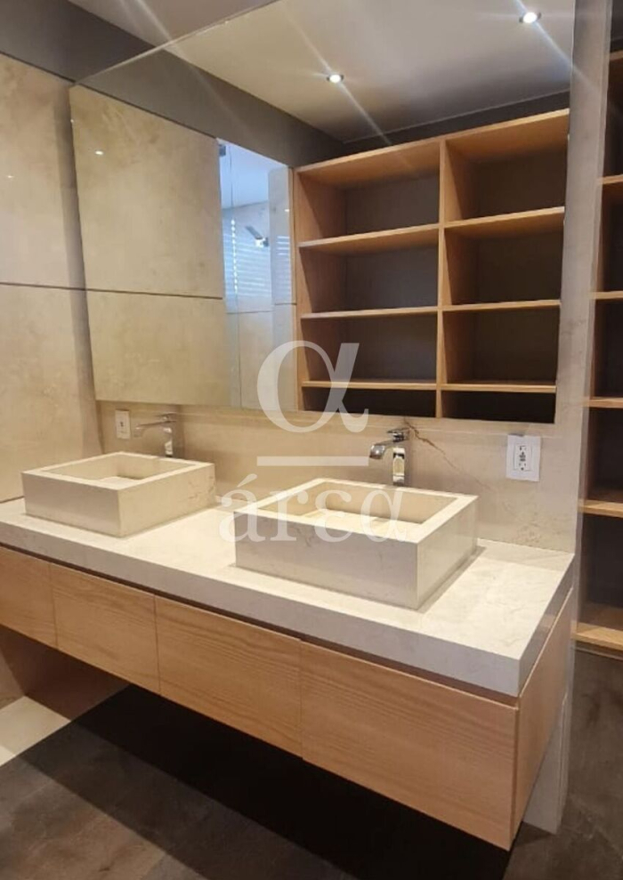 Moderna Residencia en Venta en Cumbres de Santa Fé