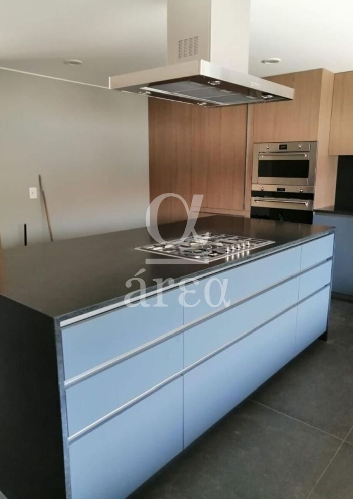 Moderna Residencia en Venta en Cumbres de Santa Fé