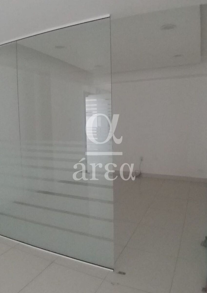 bodega con oficinas y seguridad en renta en alce blanco