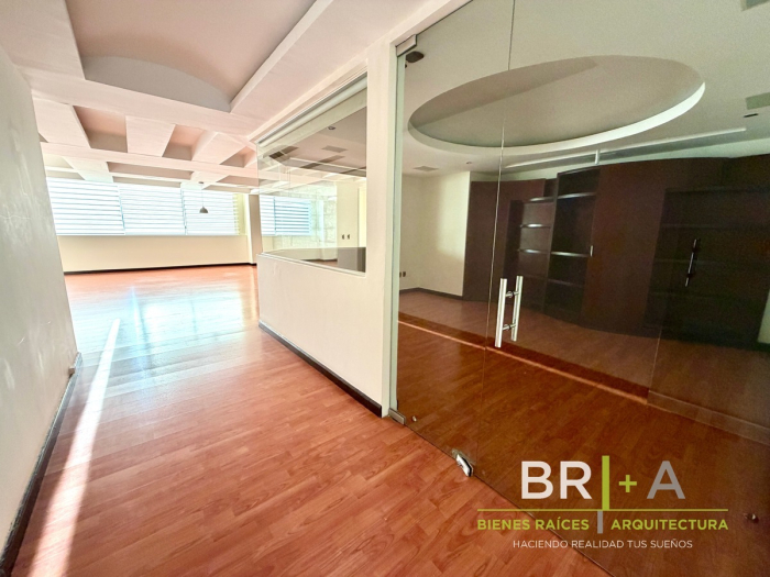 Departamento Renta Con Balcón En Villa Florence