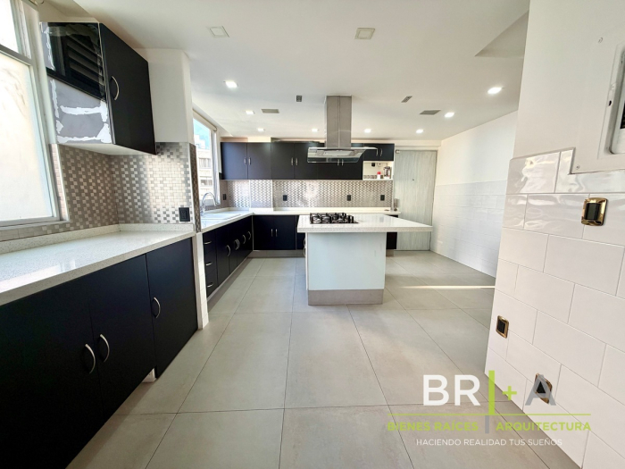 Departamento Renta Con Balcón En Villa Florence