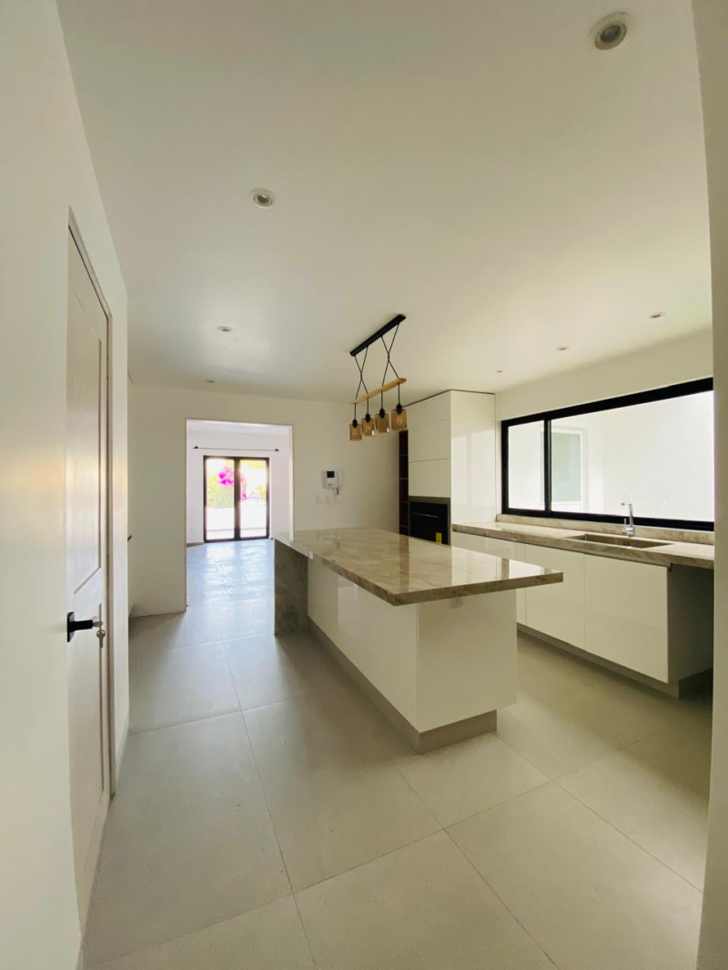 Casa En Venta En Bosques De La Herradura