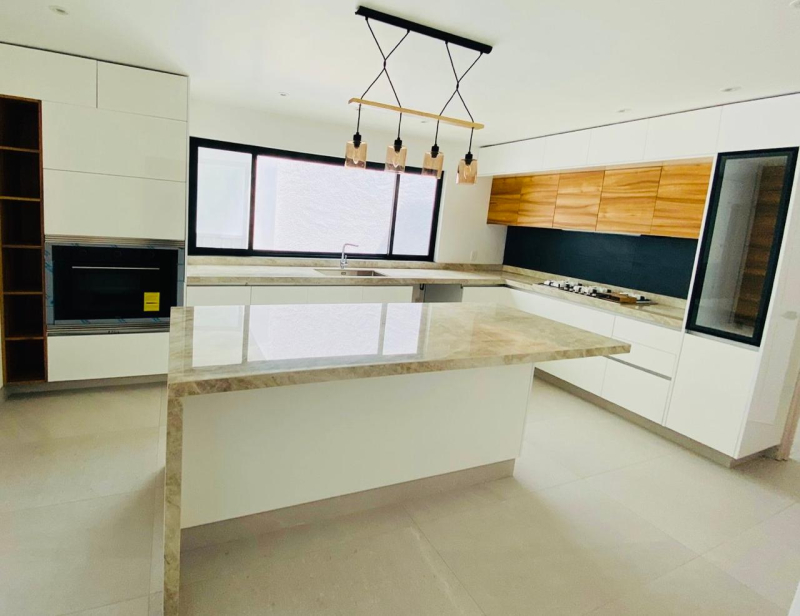 Casa En Venta En Bosques De La Herradura