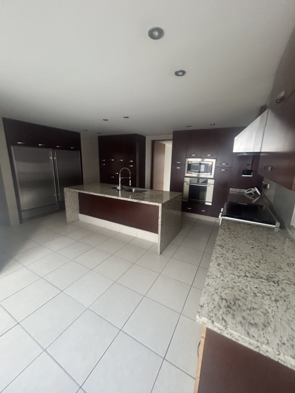 Casa En Renta En Lomas Country Club