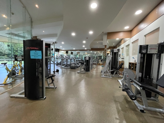 muy buen departamento en renta en grand santa fe