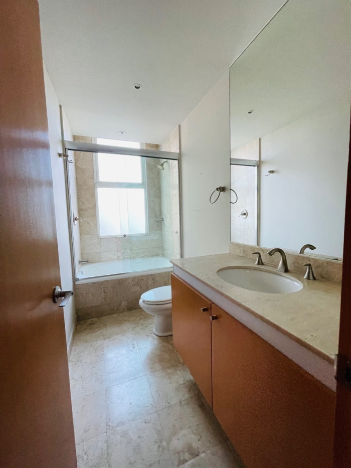 muy buen departamento en renta en grand santa fe