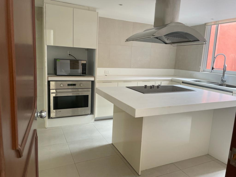 Casa En Renta En Lomas De Tecamachalco