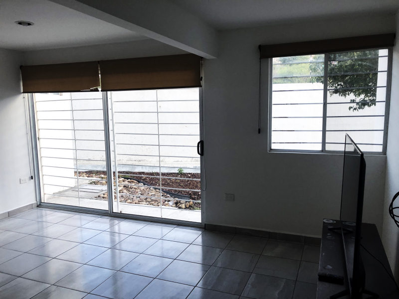 RENTO DEPARTAMENTO CERCA ANTEA,PRIVALIA