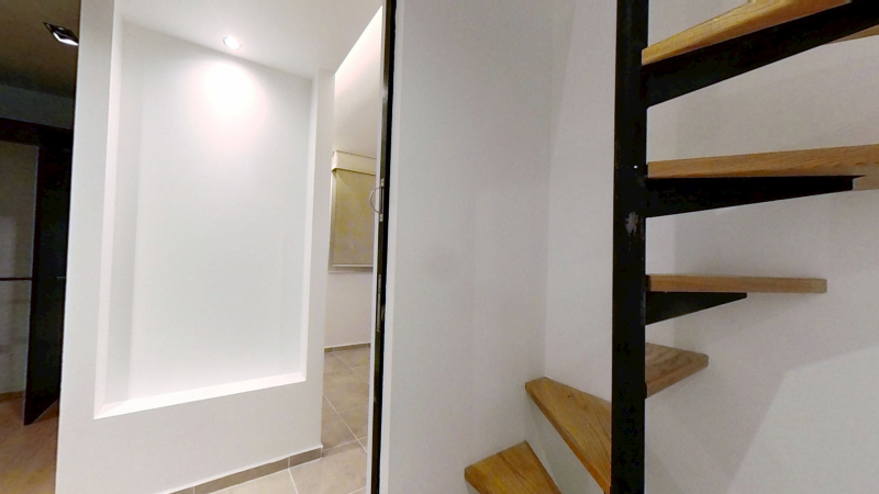 Departamento En Venta En Albert Con Terraza De 21m2